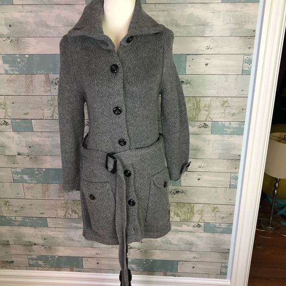 Burberry Sweaters - Burberry sweater size small